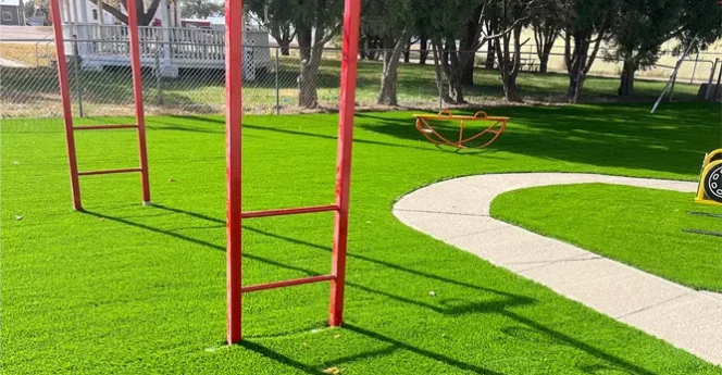 artificial turf under monkey bars